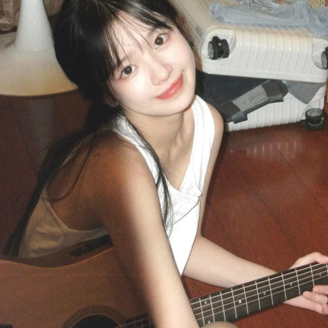 八彩林亚珍